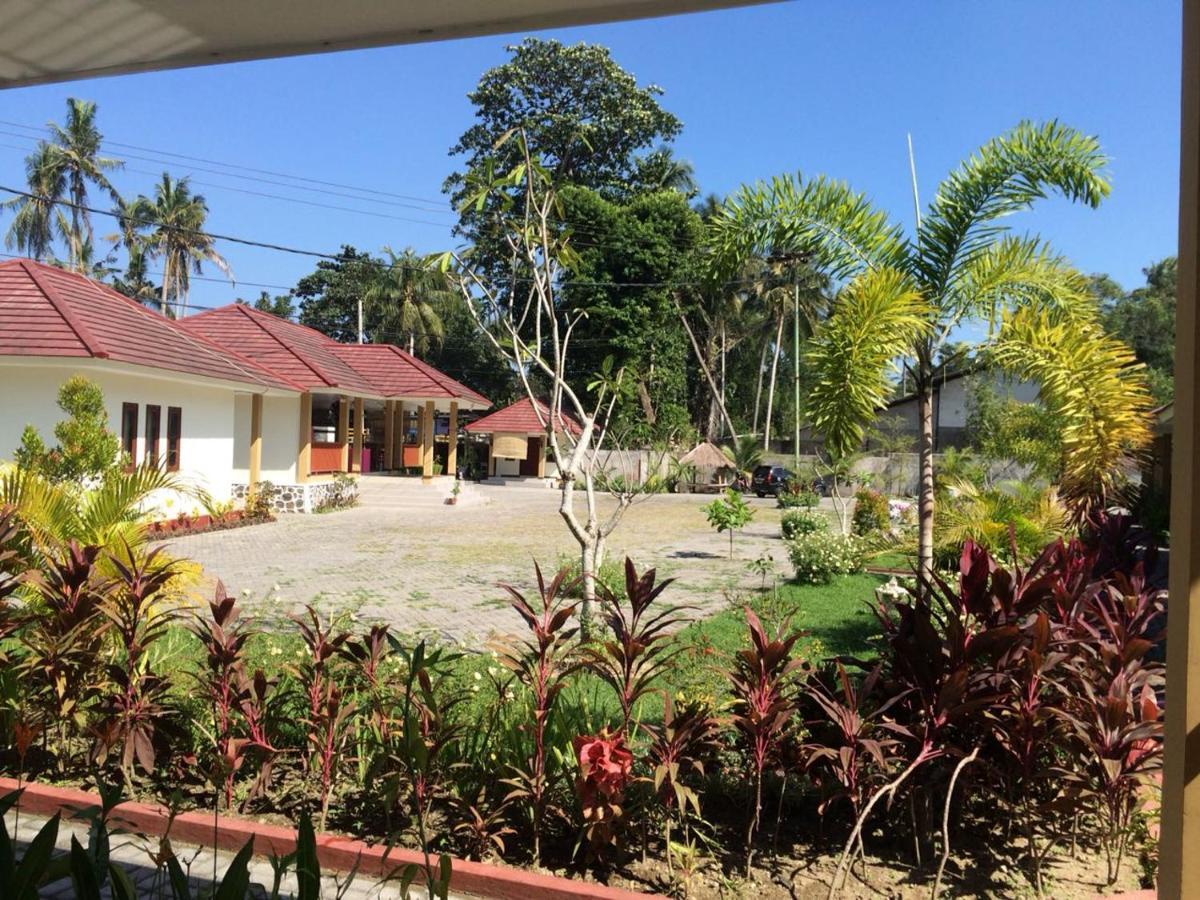 D'Batur Hotel Senggigi Bagian luar foto